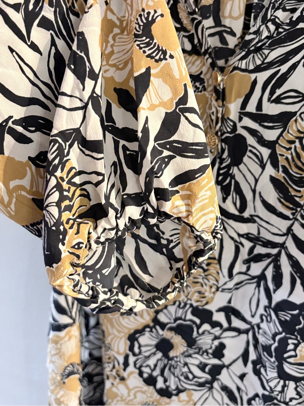 Lilly Pulitzer Silk Onyx Peony Party Blouse - Picture 4 of 7
